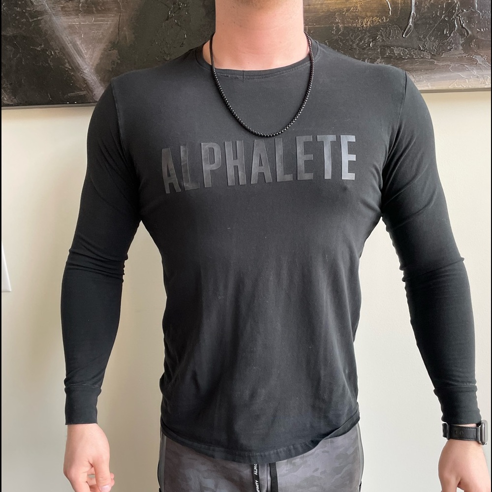 Alphalete long sleeve - Picture 3 of 3